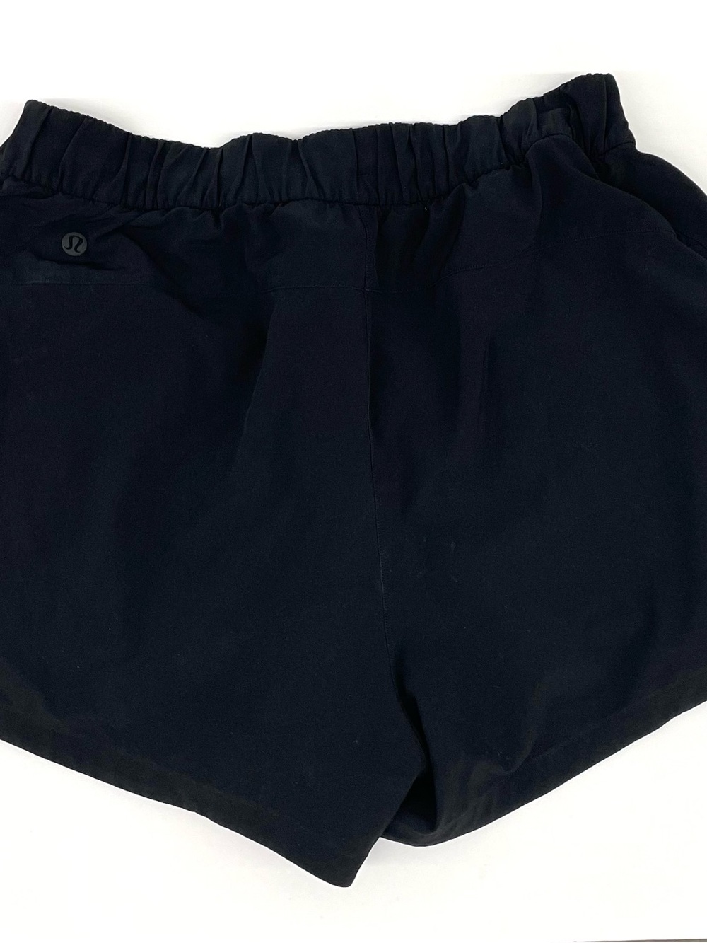 lululemon  Black Running Shorts with 2 side pockets